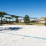 Special Offer Spacious Home With Pool!