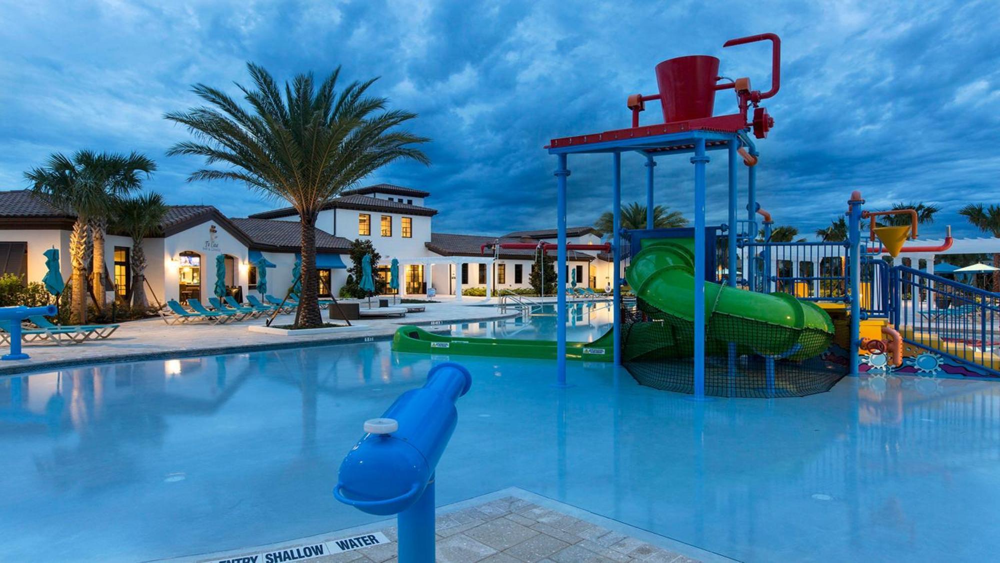 Holiday home Special Offer Spacious With Pool! *